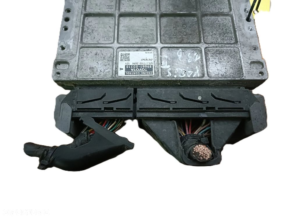 TOYOTA YARIS II 05-11 1,3 B komputer sterownik silnika DENSO 89661-0D310 * - 4