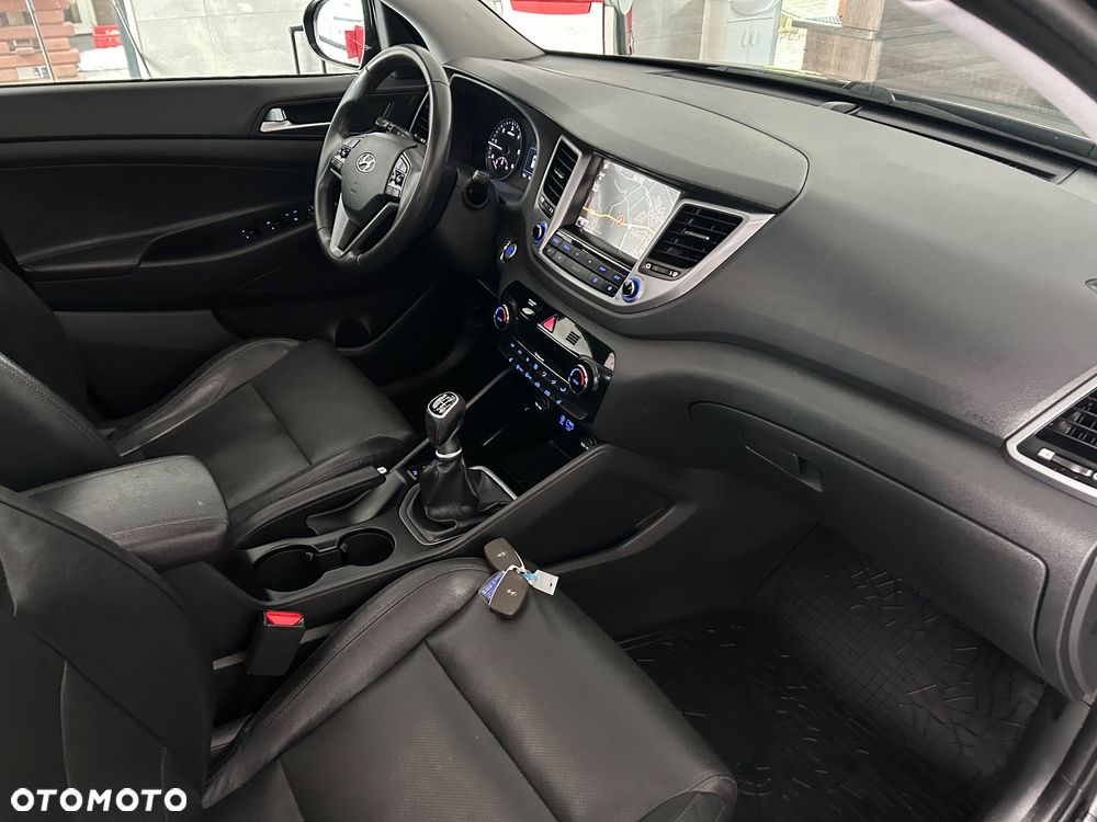 Hyundai Tucson blue 1.7 CRDi 2WD Advantage - 27