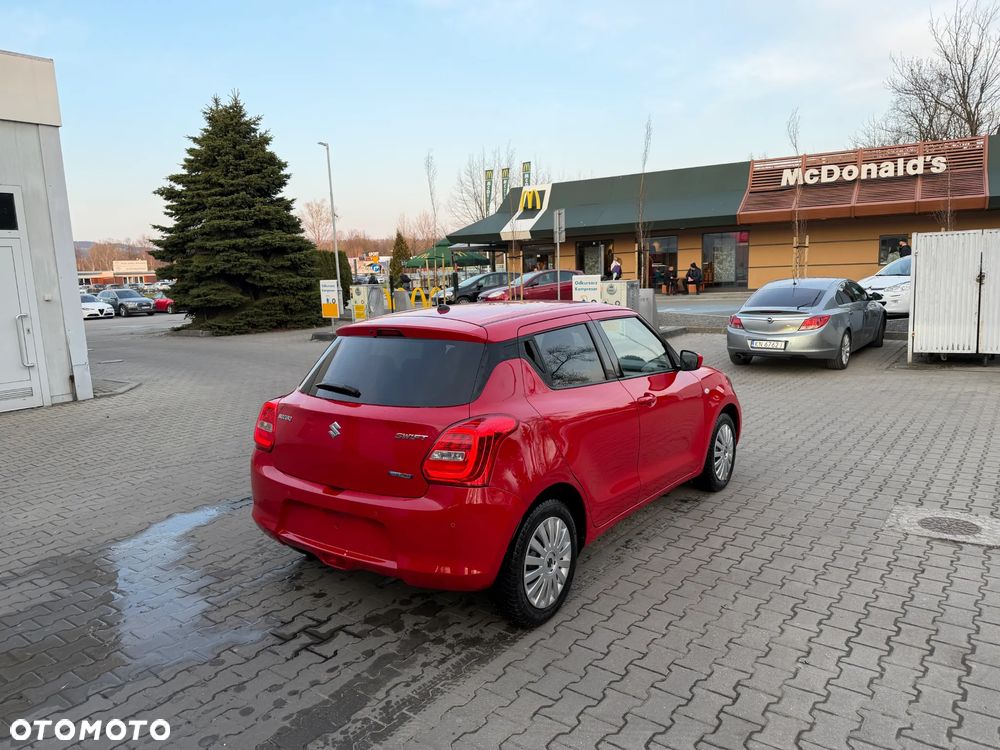 Suzuki Swift 1.2 Dualjet SHVS Premium Plus - 5