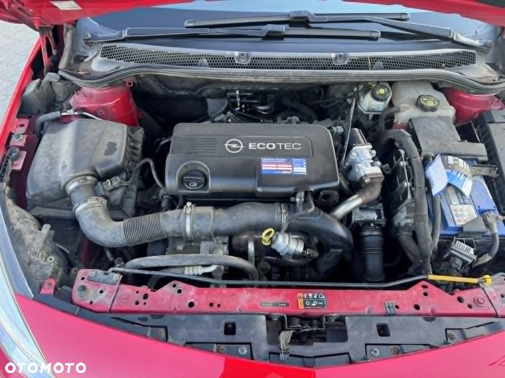 Opel Astra 1.7 CDTI DPF 150 Jahre - 18