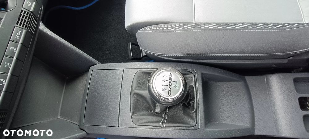 Volkswagen Polo Cross - 9