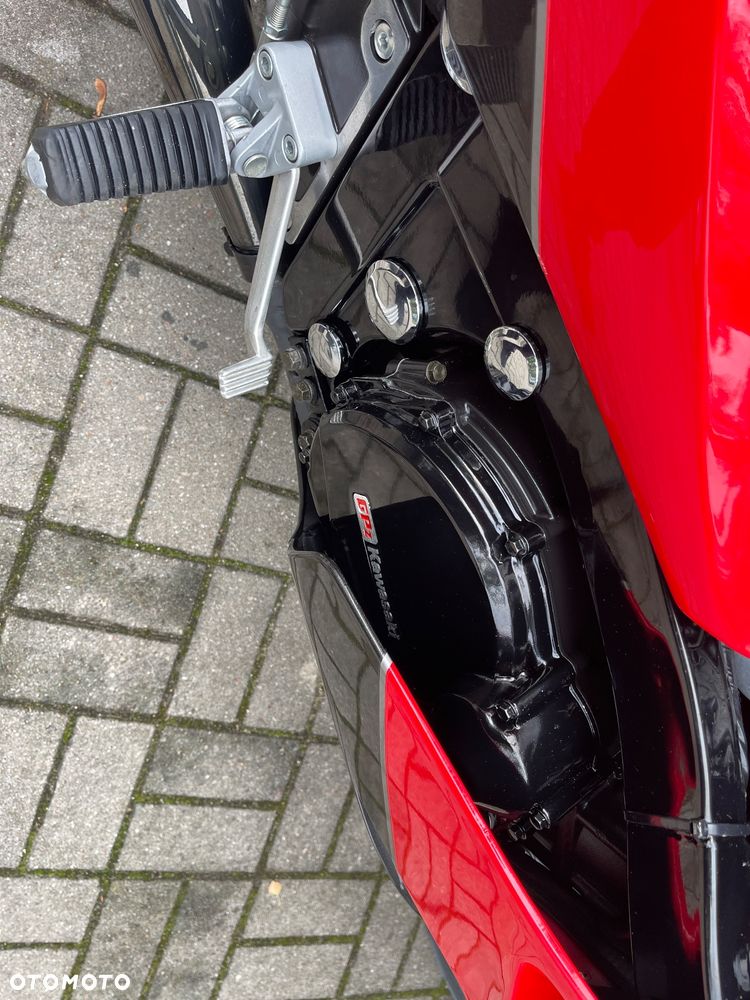 Kawasaki GPZ - 40