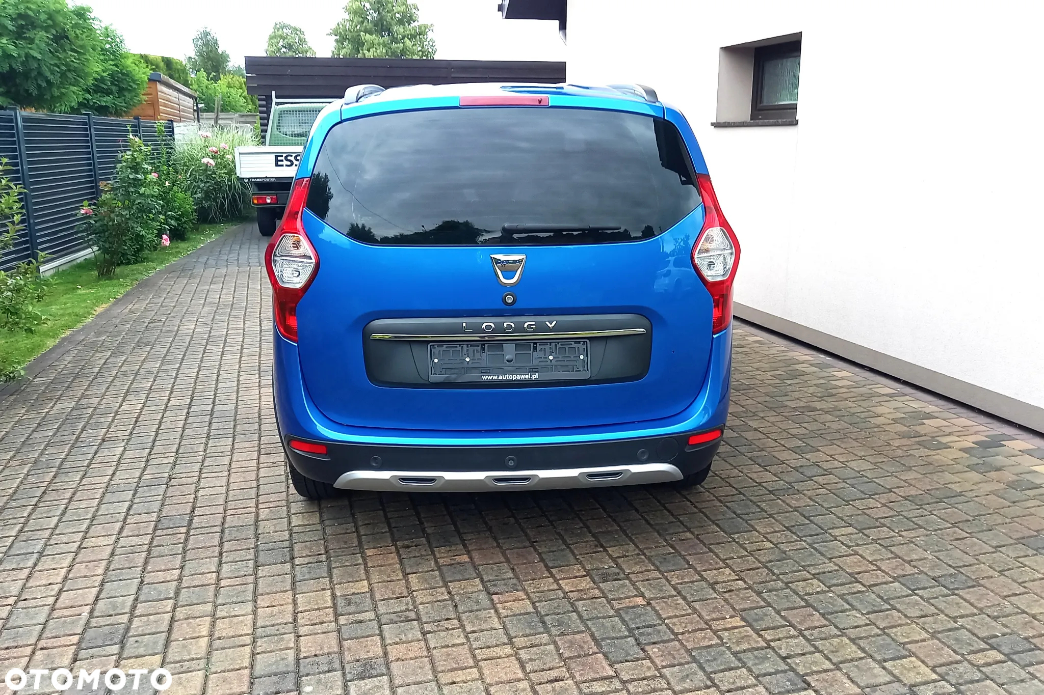 Dacia Lodgy 1.6 SCe Stepway S&S - 3