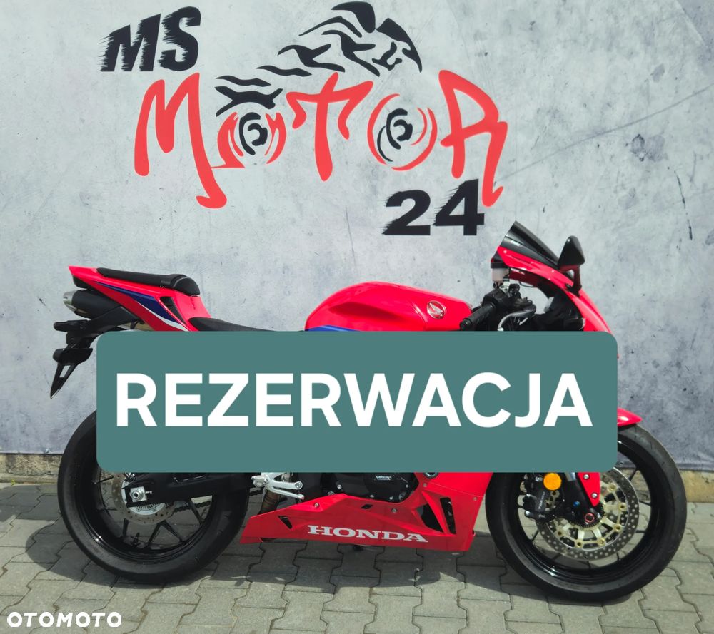Honda CBR - 1