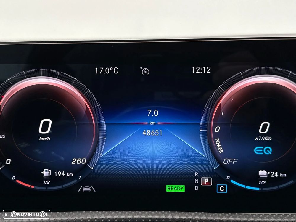 Mercedes-Benz A 250 e AMG Line - 12