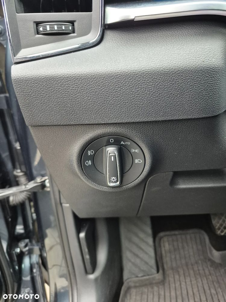 Skoda Karoq 2.0 TDI SCR 4x4 Style DSG - 12