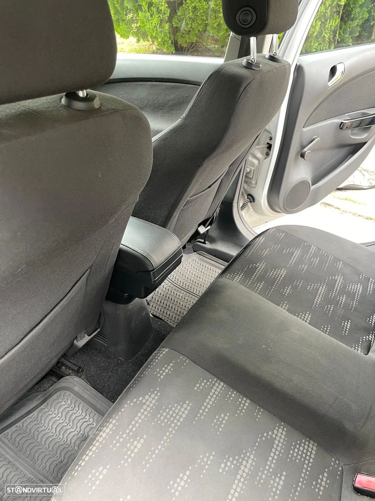 Opel Corsa - 11