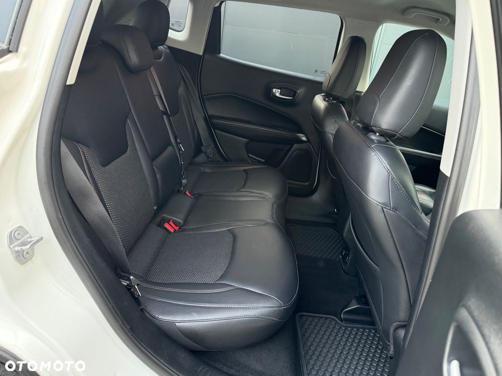 Jeep Compass 2.0 MJD Longitude 4WD S&S - 9