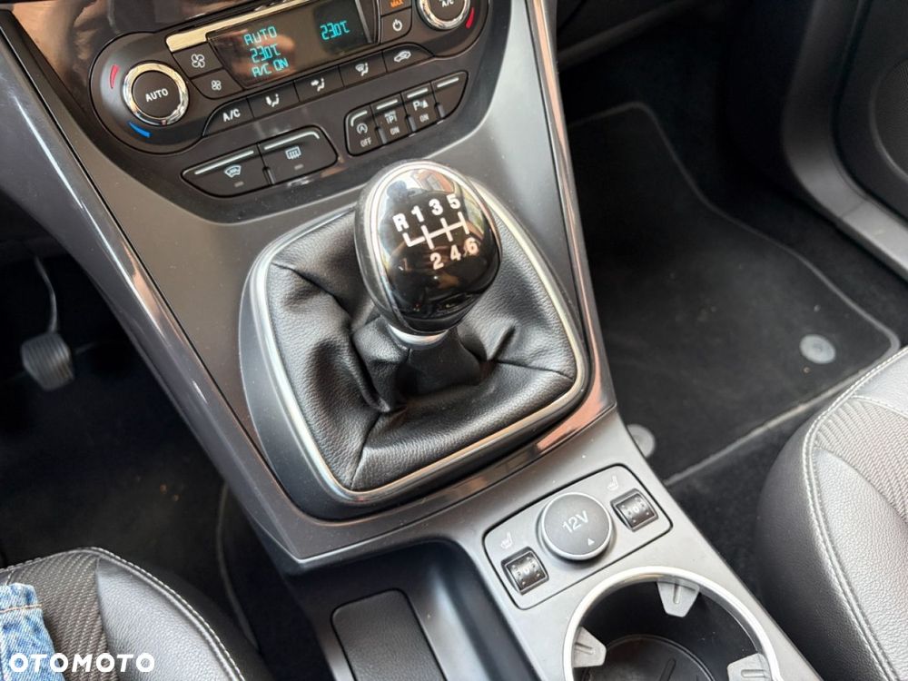 Ford Kuga 2.0 TDCi 4x2 Trend - 22