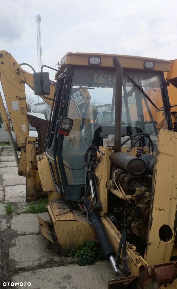 Caterpillar 428D - 8