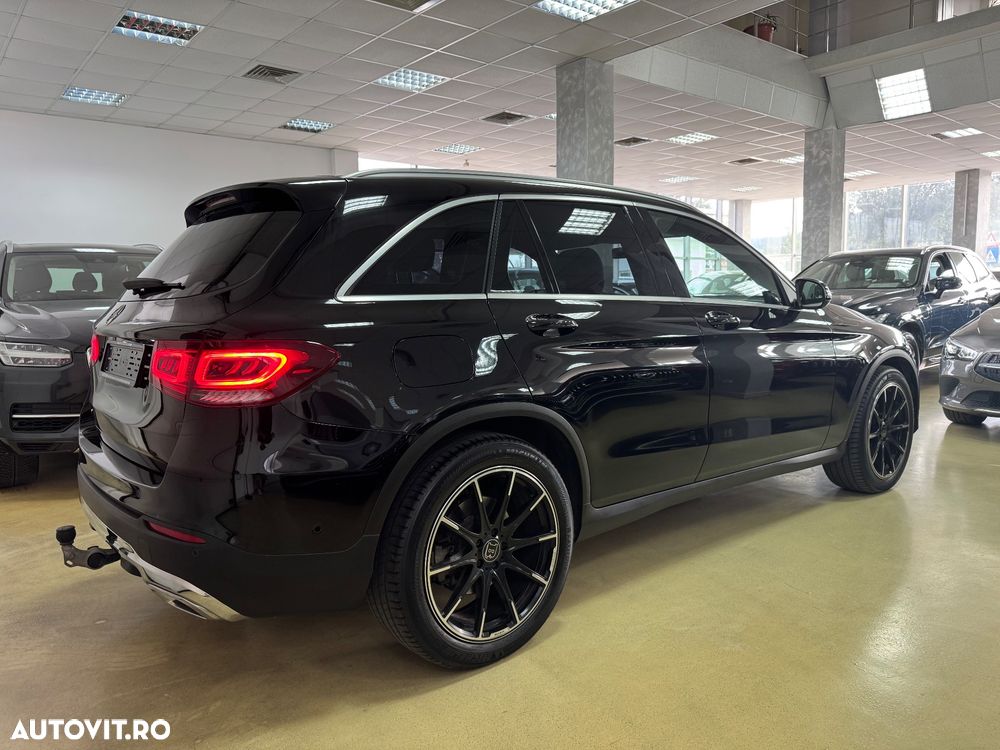 Mercedes-Benz GLC 200 d 4MATIC 9G-TRONIC AMG Line - 11