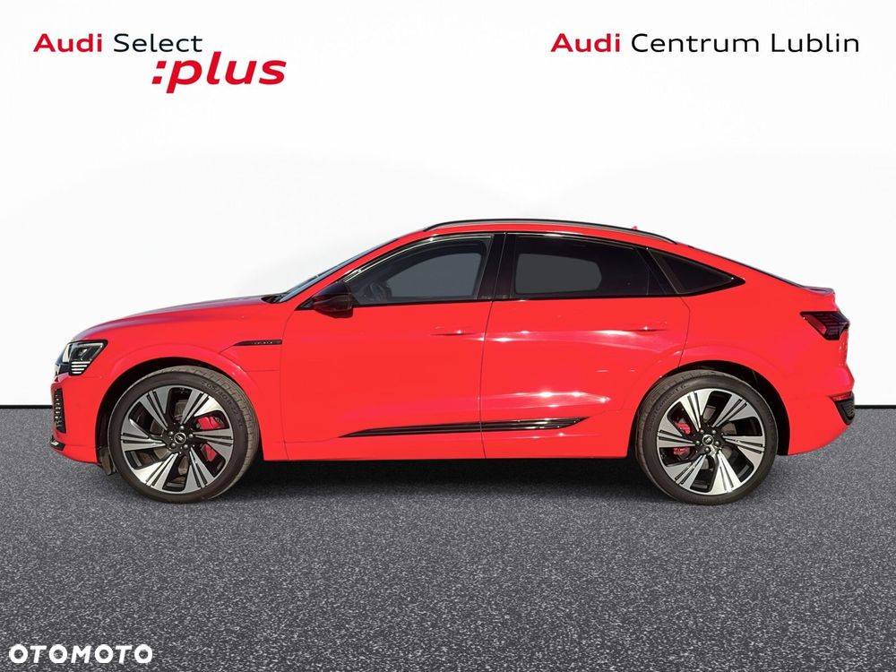Audi Q8 Sportback e-tron - 8