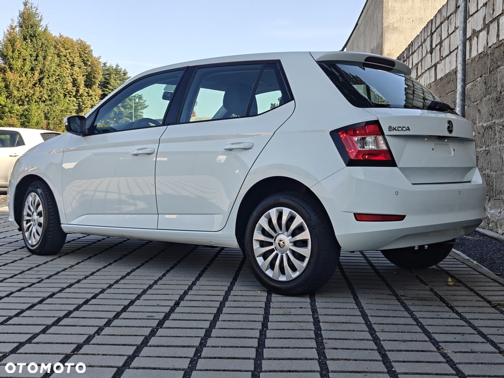 Skoda Fabia - 2