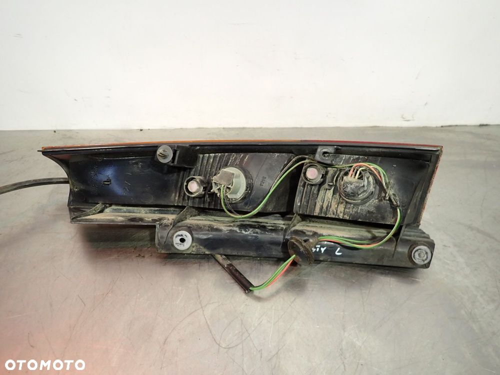 LAMPA LEWA TYLNA SUBARU JUSTY III - 2