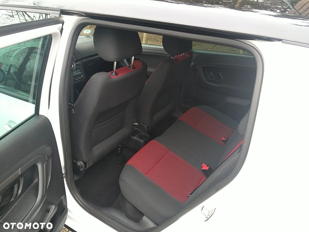 Skoda Fabia 1.2 TSI MONTE CARLO - 17