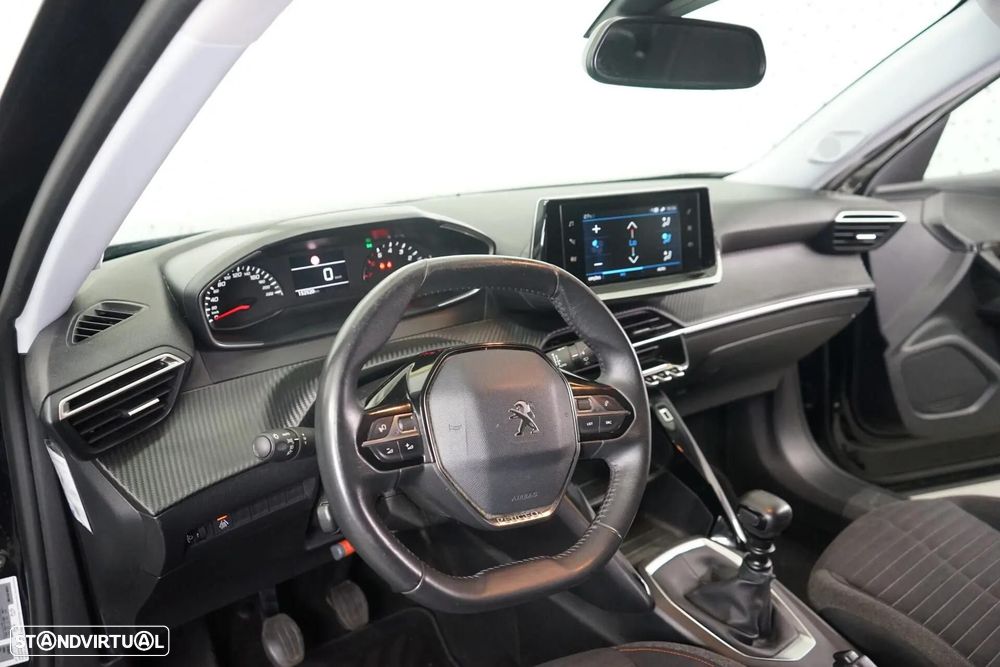 Peugeot 2008 1.2 PureTech Allure - 15
