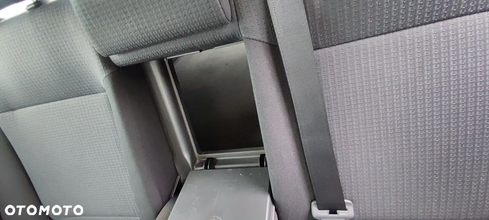 Opel Vectra 1.9 CDTI Elegance - 30