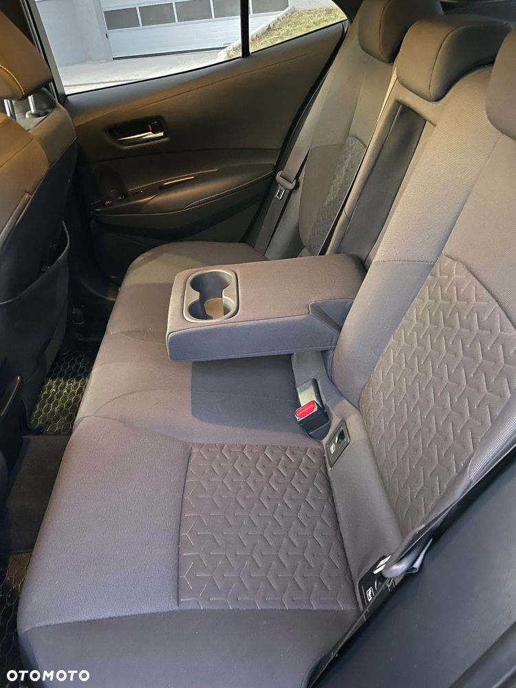 Toyota Corolla 1.8 Hybrid Comfort - 19