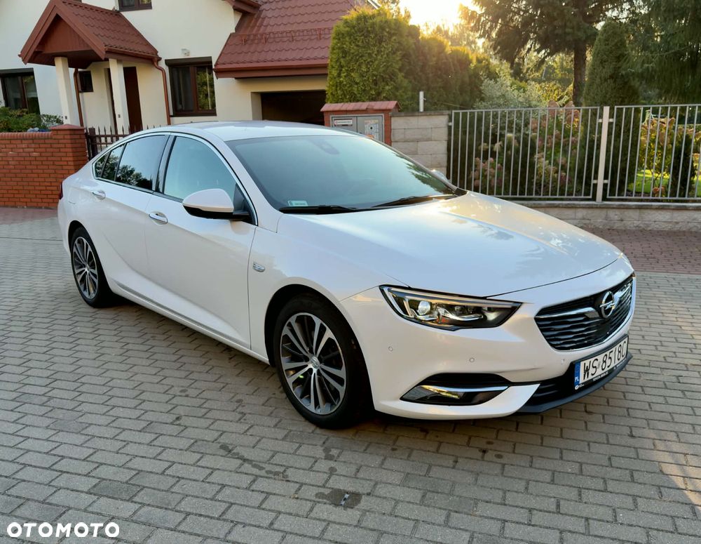 Opel Insignia - 2