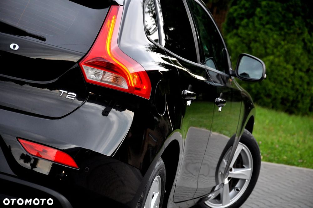 Volvo V40 T2 Geartronic Inscription - 25