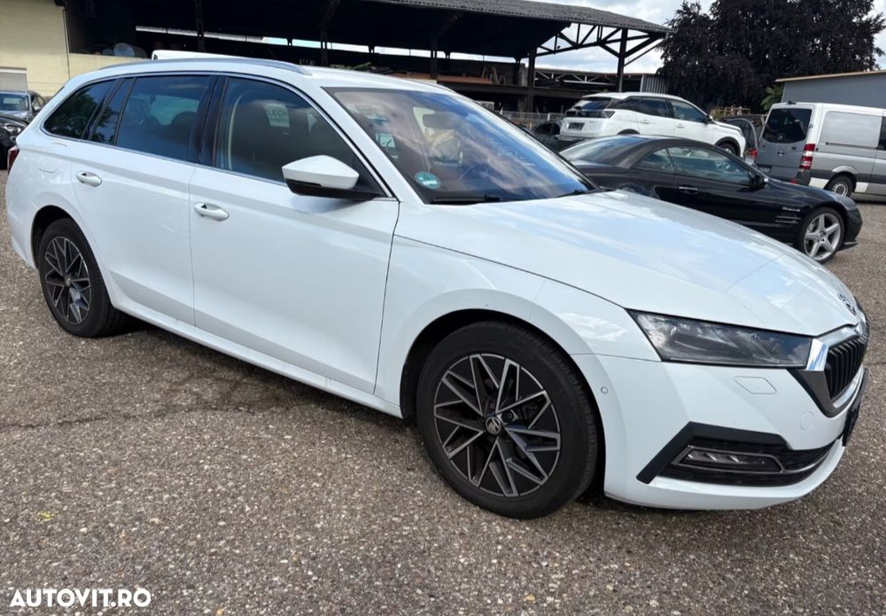 Skoda Octavia 2.0 TDI STYLE DSG - 5
