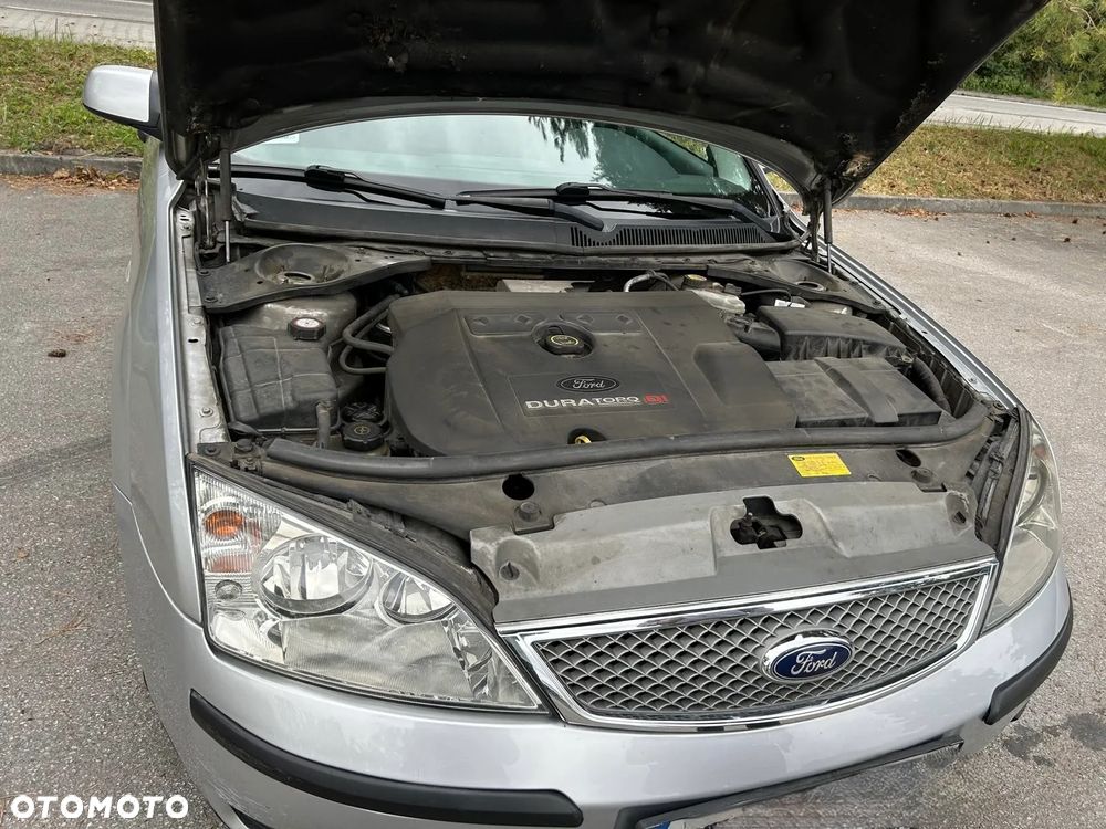 Ford Mondeo 2.0 TDCI Ambiente - 10