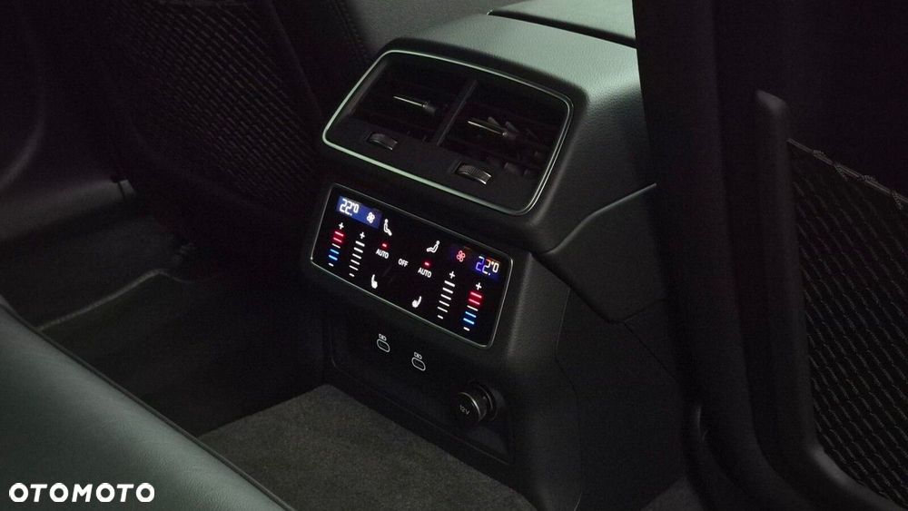 Audi S6 Avant - 15