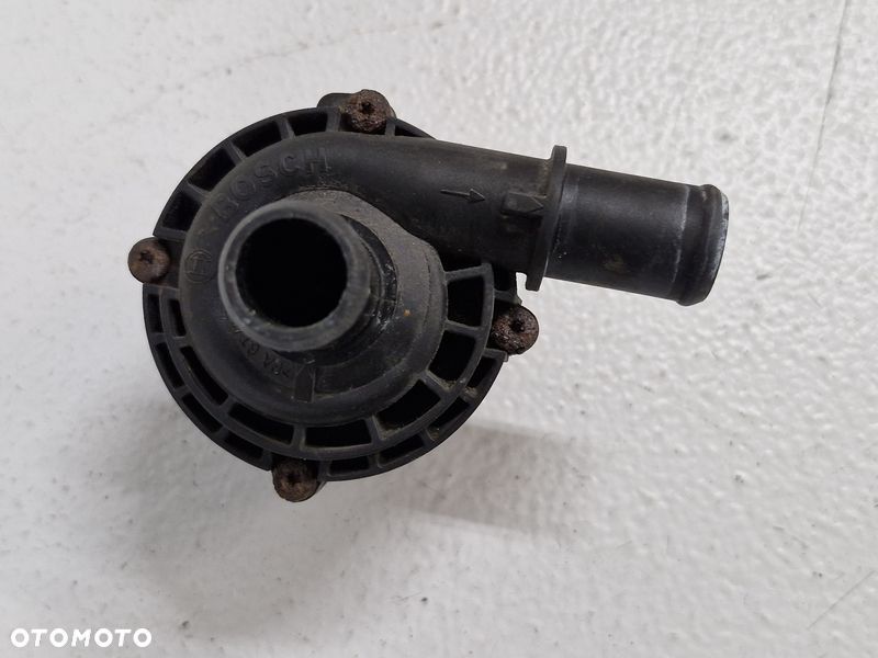 INFINITI M M30 3.0 D POMPA POMPKA OBIEGU WODY CIECZY BOSCH - 6