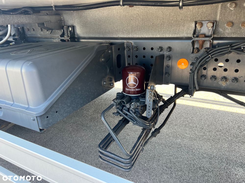 Mercedes-Benz ANTOS 1833 CHLODNIA TERMOKING - 24