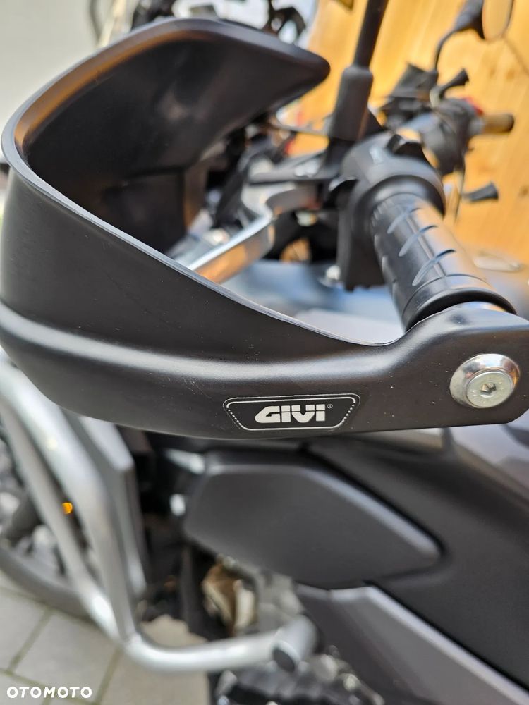 Honda CB - 6
