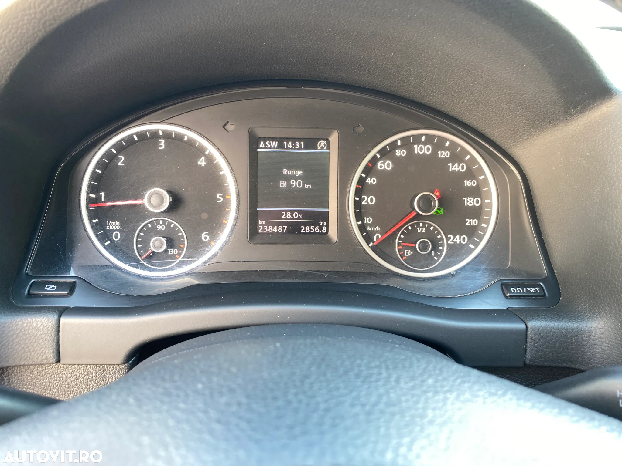 Volkswagen Tiguan 2.0 TDI 4Motion DSG Track & Field - 39