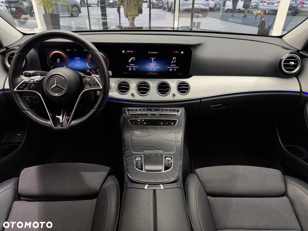 Mercedes-Benz Klasa E 220 d AMG/Avantgarde - 14