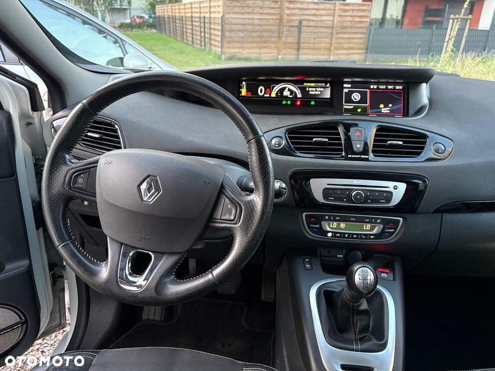 Renault Grand Scenic Gr 1.2 TCe Energy Bose - 26