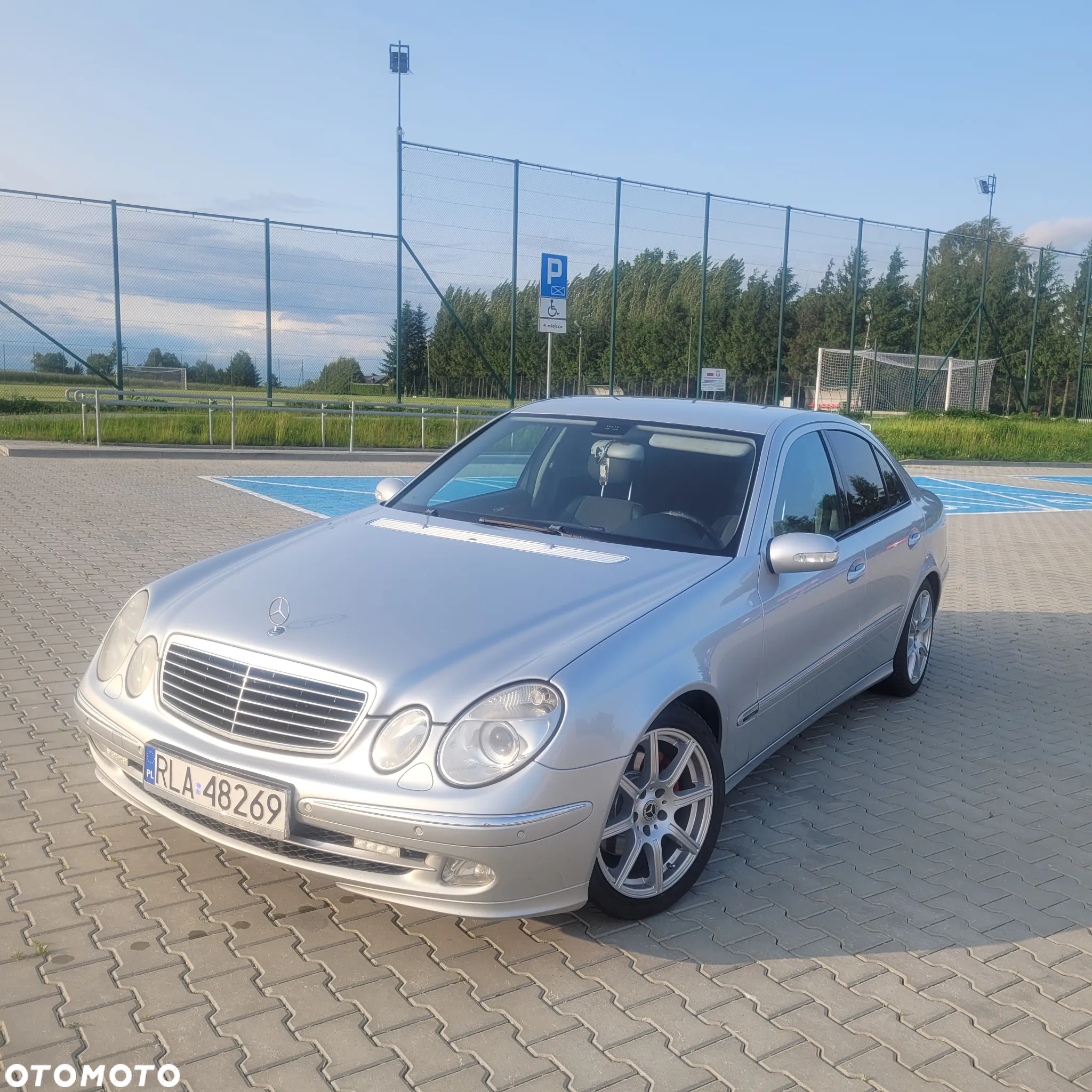 Mercedes-Benz Klasa E 220 CDI T Avantgarde - 6