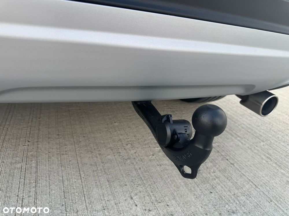 Ford Kuga 2.0 TDCi 4WD Trend - 33