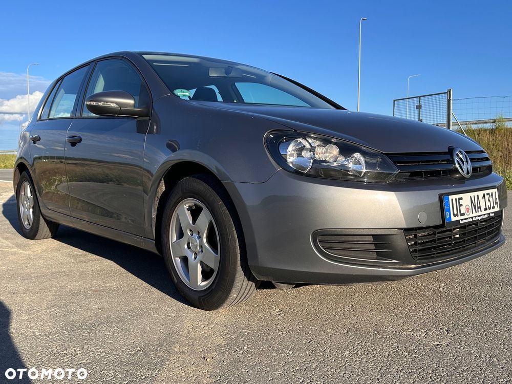 Volkswagen Golf - 35