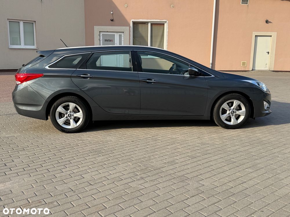 Hyundai i40 i40cw 1.7 CRDi Fifa World Cup Edition - 6