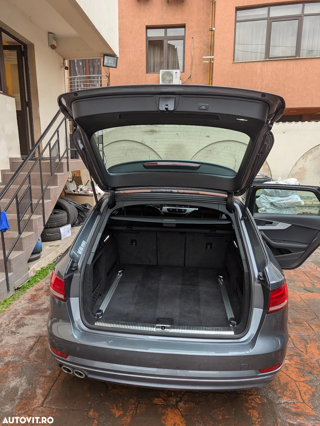 Audi A4 Avant 2.0 TDI quattro S tronic Sport - 31