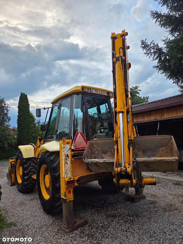 JCB 4CX - 12