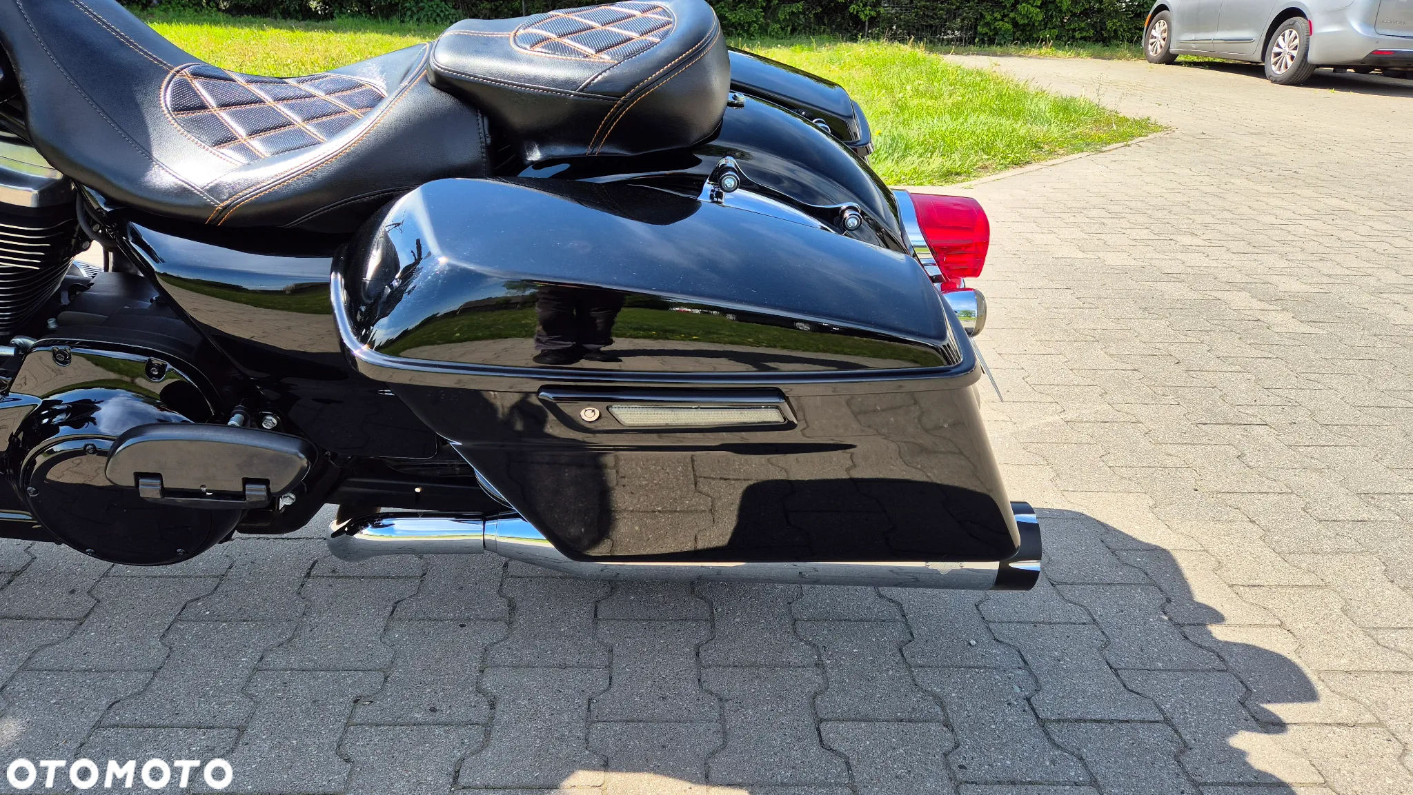 Harley-Davidson FLH Electra Glide - 12