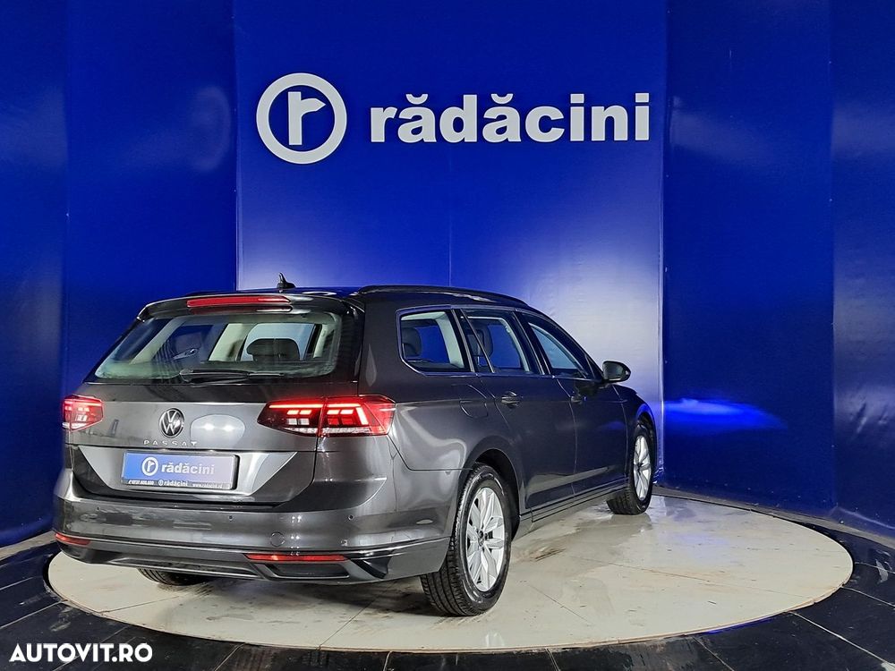 Volkswagen Passat - 7