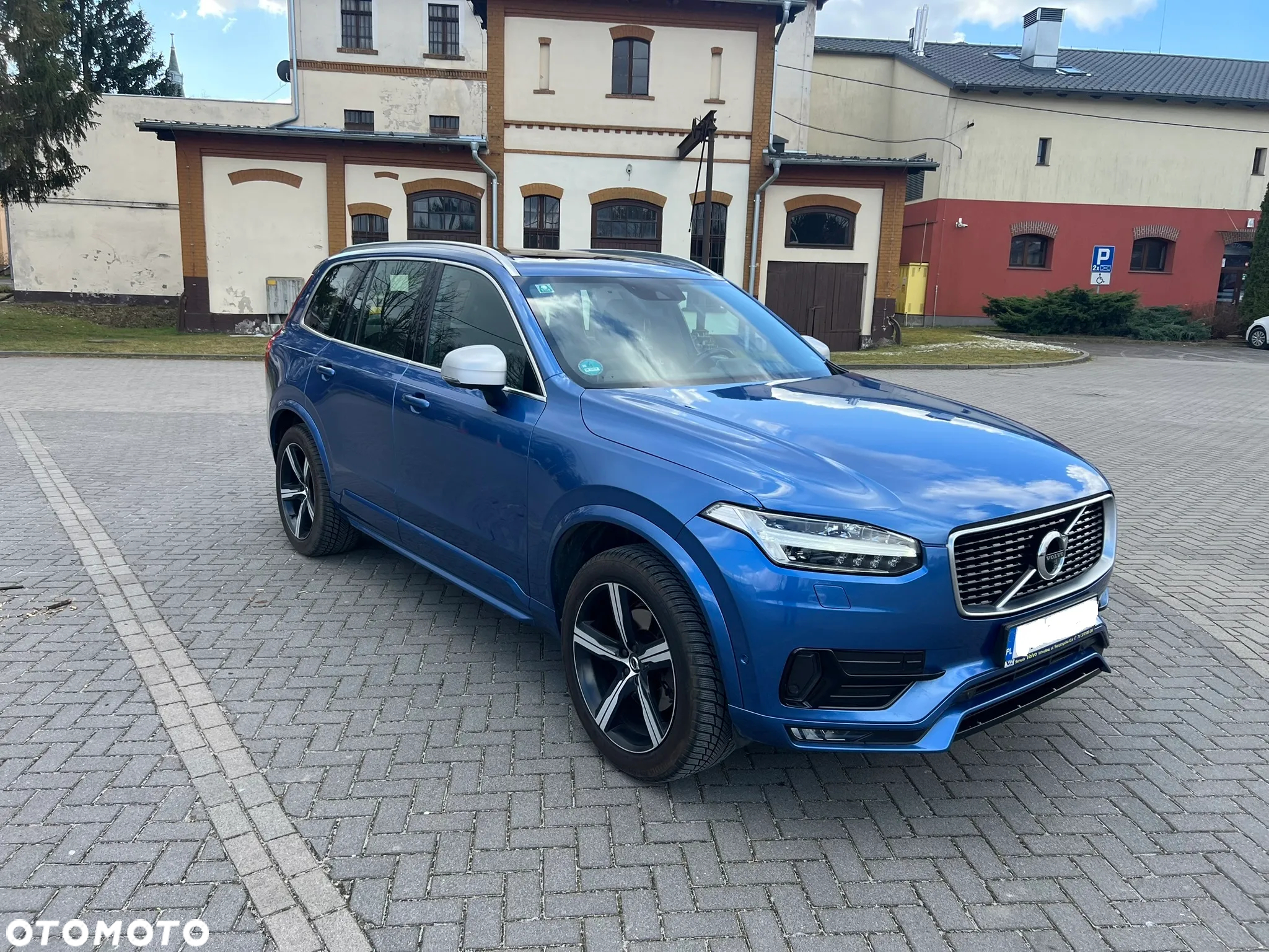 Volvo XC 90 D5 AWD R-Design 7os - 3