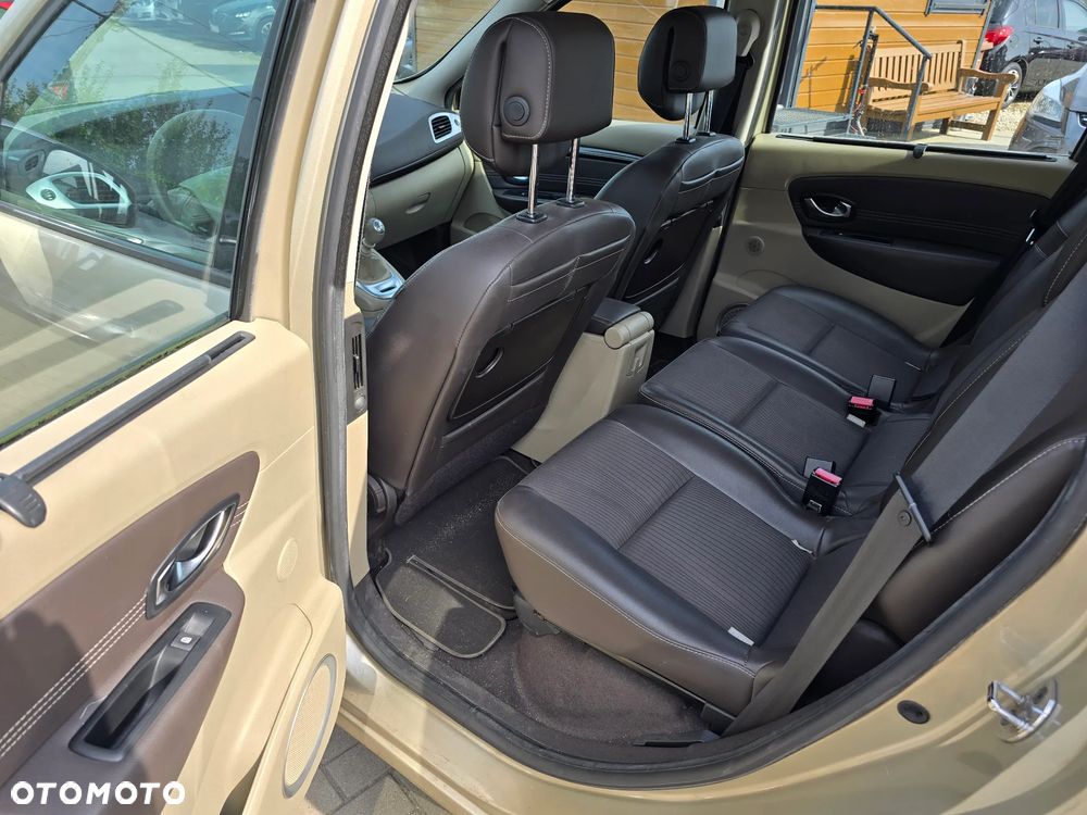 Renault Scenic - 9