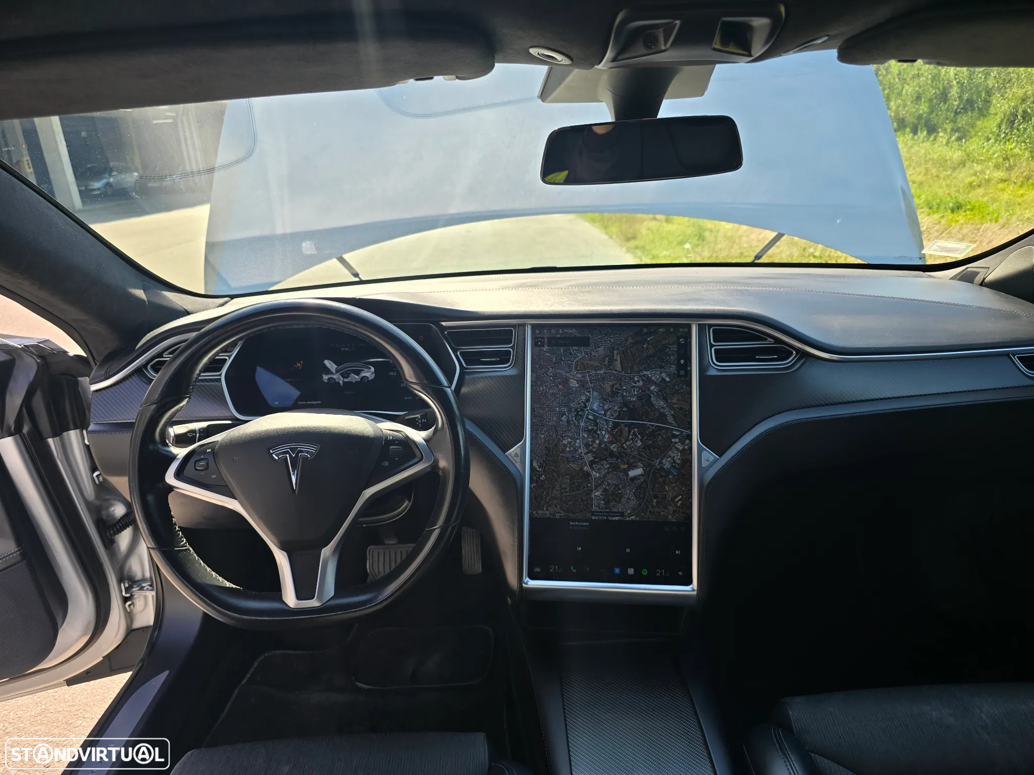 Tesla Model S - 13