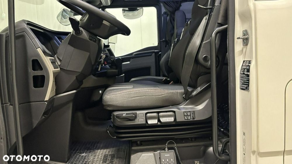 MAN TGX - 8
