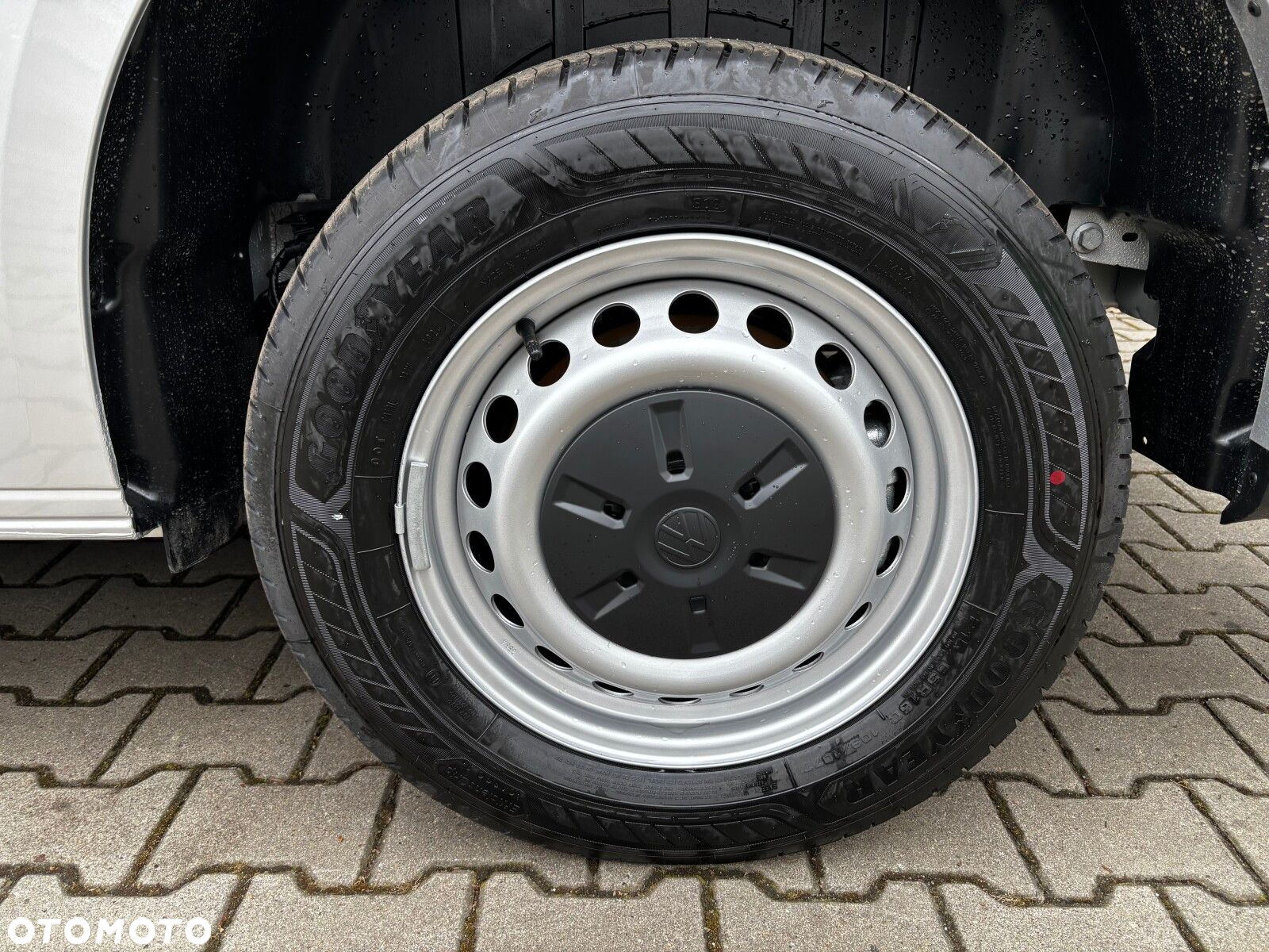 Volkswagen Transporter 2.0 TDI 150KM 6-bm L1 - 33