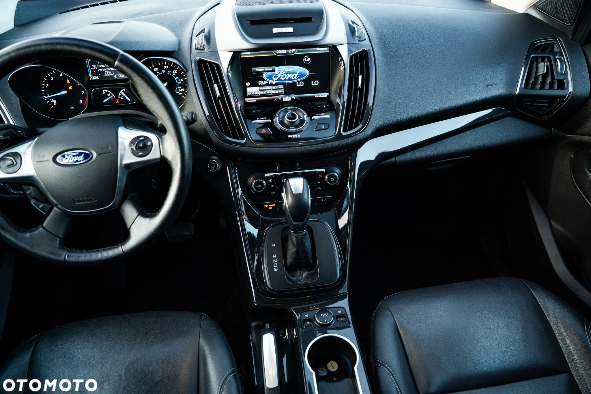 Ford Escape 2.0 EcoBoost AWD Titanium - 23
