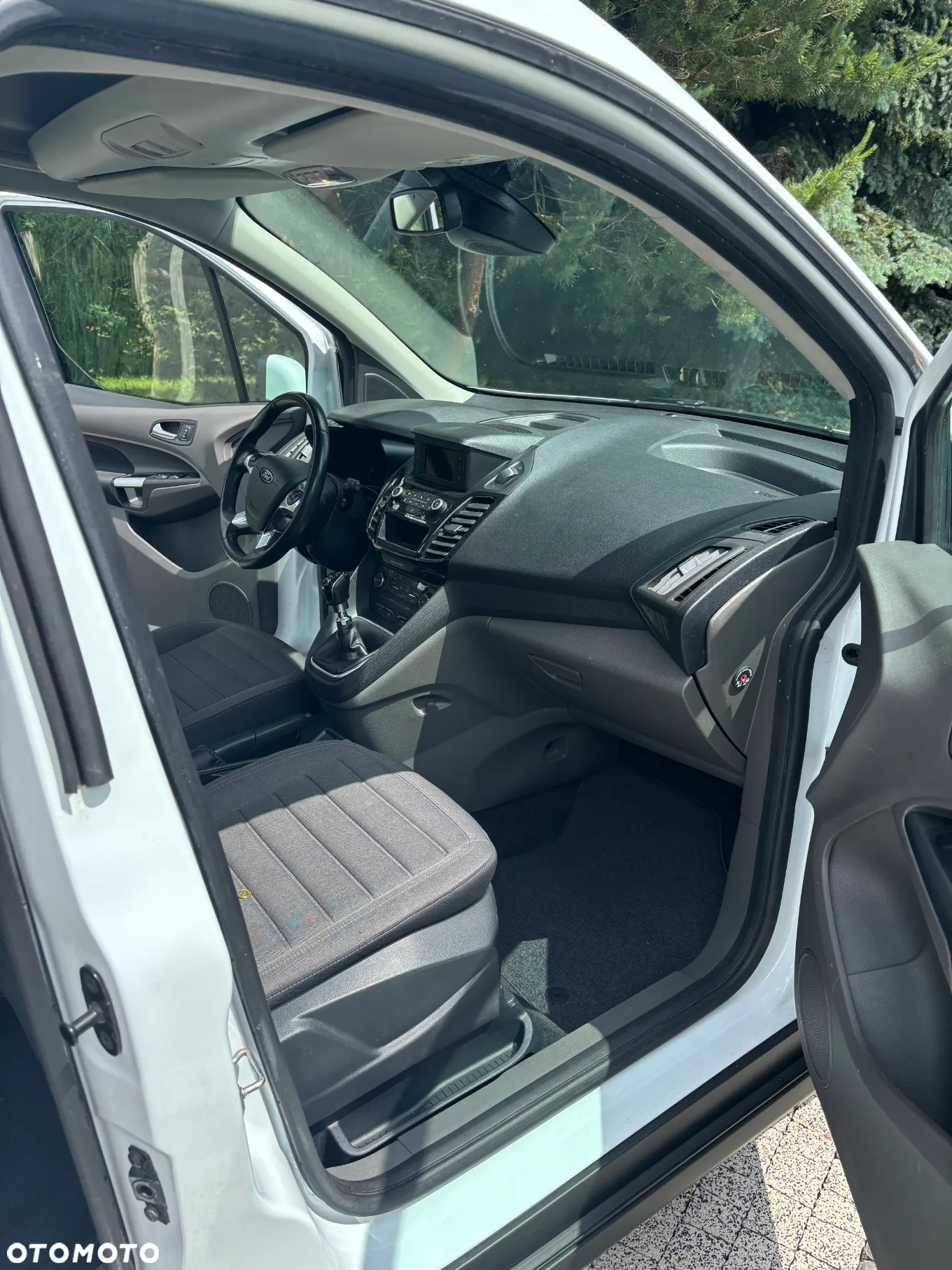 Ford Tourneo Connect Gr 1.5 TDCi Titanium - 8