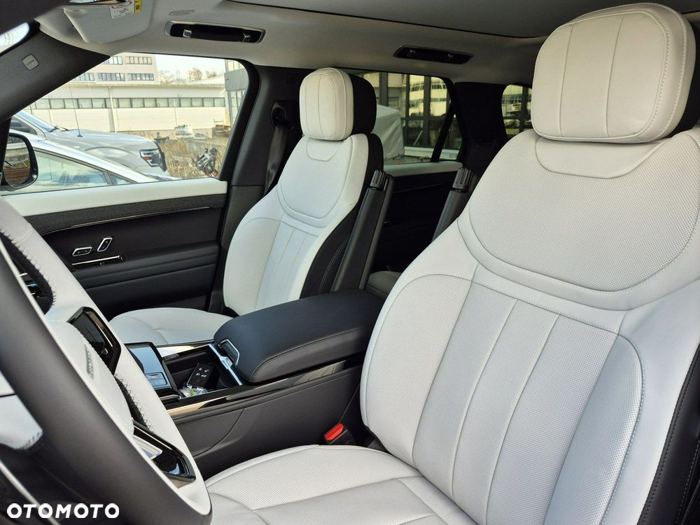 Land Rover Range Rover Sport - 22