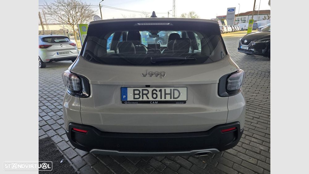 Jeep Avenger 1.2 GSE T3 Altitude - 6